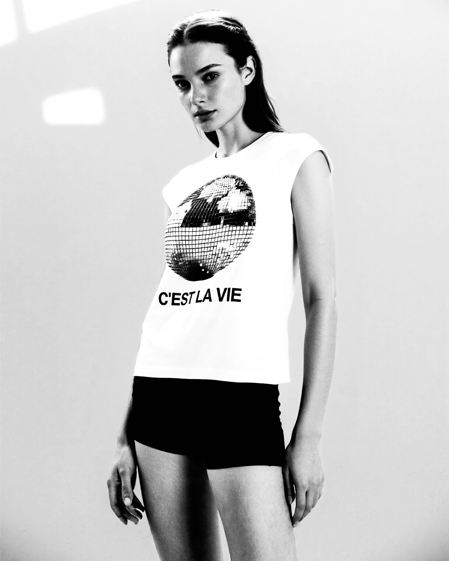 C'est la vie | White