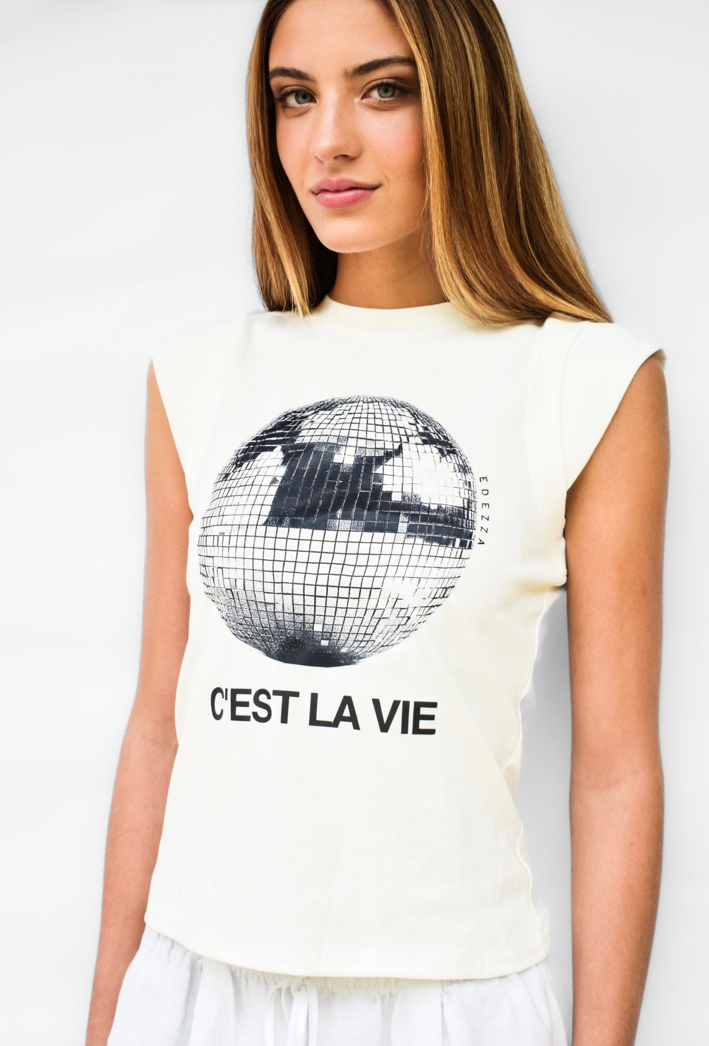 C'est la vie | White
